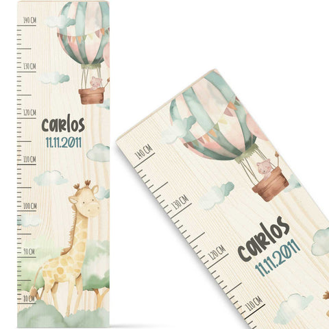 Messlatte mit Namen für Kinder im Giraffe Design