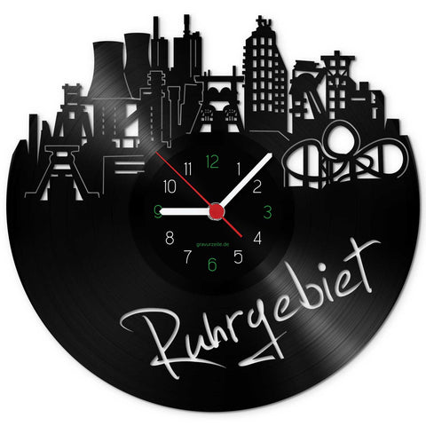 Wanduhr aus Vinyl Skyline Ruhrgebiet