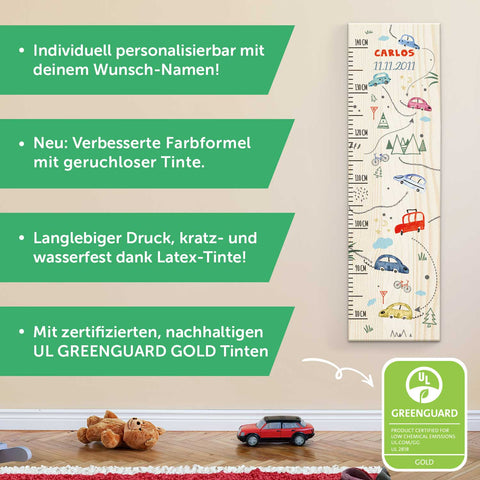 Messlatte mit Namen für Kinder im Autokarte Design