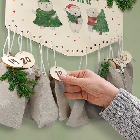 Personalisierter Adventskalender aus Holz mit Druckmotiv & Namen - Eisbären