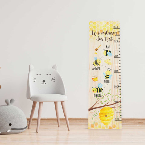 Messlatte als Abschiedsgeschenk - Bienen - mit Namen der Kinder aus Holz