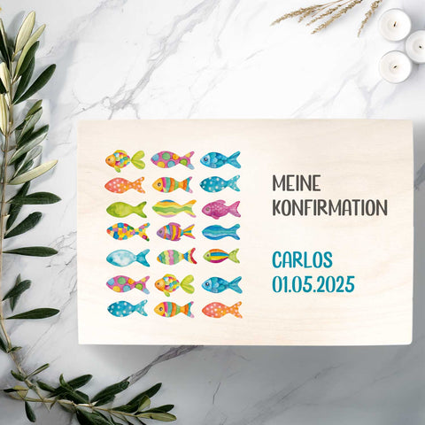 Bedruckte Erinnerungskiste zur Kommunion & Konfirmation - Bunte Fische