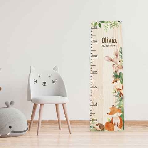Messlatte mit Namen für Kinder im Waldtiere Design
