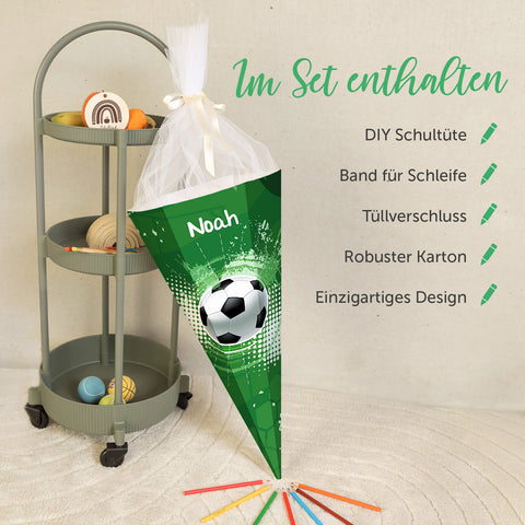 Bedruckte Schultüte mit Namen - Fußball