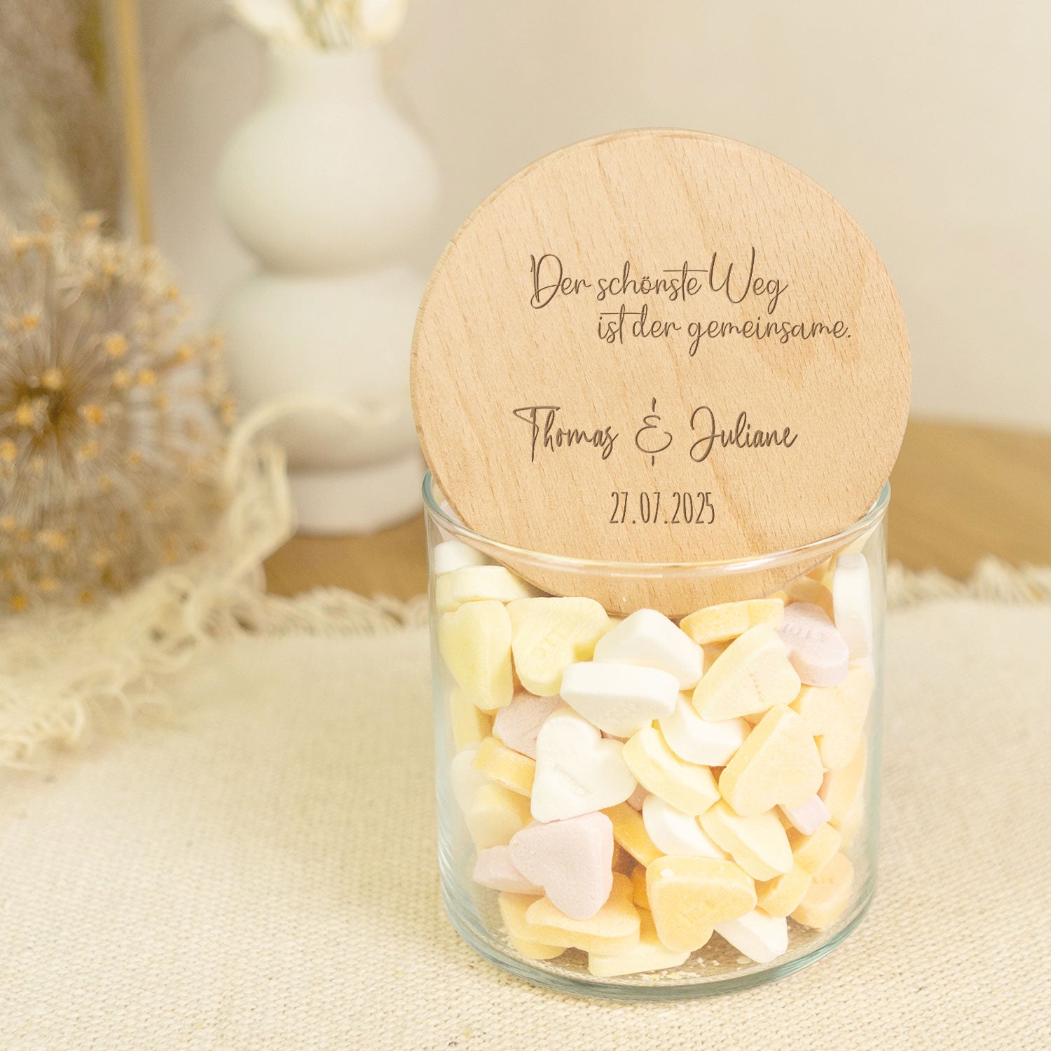 Graviertes Vorratsglas mit Holzdeckel
