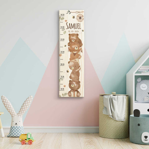 Messlatte mit Namen für Kinder im Bären Design