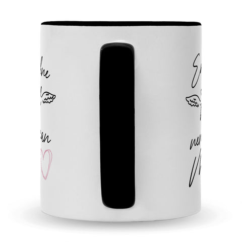 Bedruckte Tasse mit Spruch Engel ohne Flügel