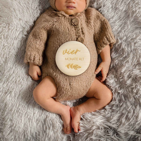 Gravierte Meilensteinkarten aus Holz - Mein erstes Jahr - mit Stoffbeutel als Geschenk