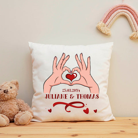 Bedrucktes Kissen mit Motiv "Hands Heart"