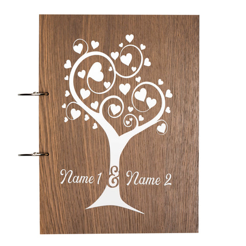Gästebuch aus Holz: Herzbaum mit Namen