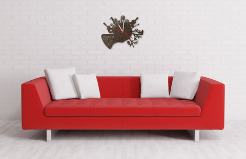 Wanduhr aus Holz Music is life