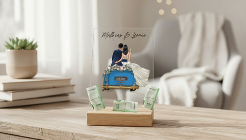 Hochzeitsauto auf Acrylglas - Personalisiertes Geldgeschenk zur Hochzeit - Lifestyle-Szene
