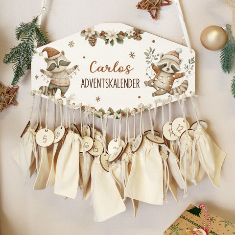 Personalisierter Adventskalender aus Holz mit Druckmotiv & Namen - Waschbären