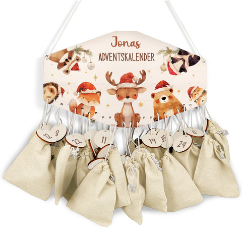 Personalisierter Adventskalender aus Holz mit Druckmotiv & Namen - Waldtiere Mütze