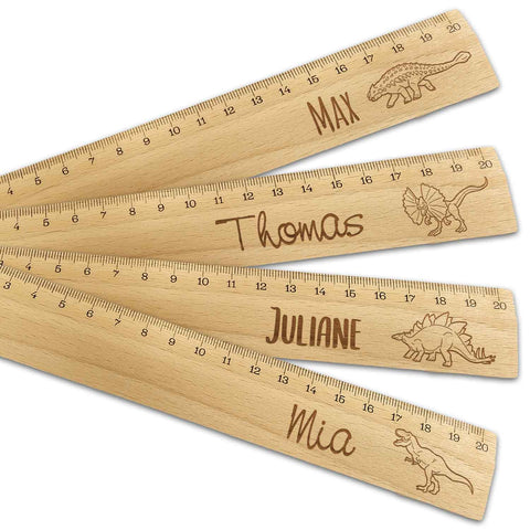 Personalisiertes Lineal mit Gravur - Zur Einschulung mit Dinosaurier Motiven