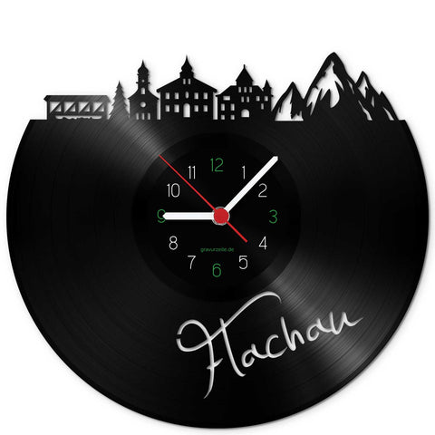 Wanduhr aus Vinyl Skyline Flachau