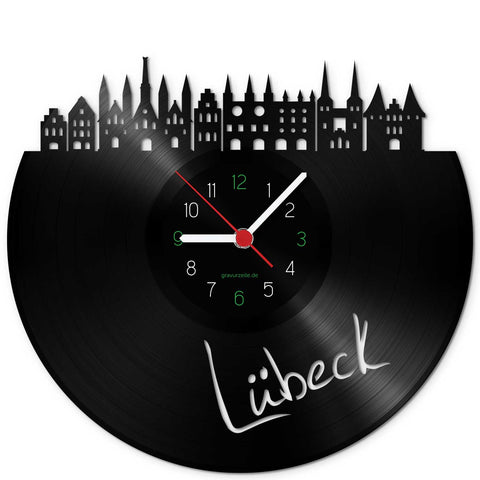 Wanduhr aus Vinyl Skyline Lübeck