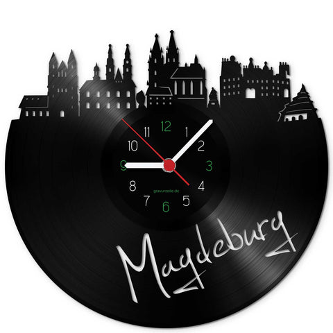 Wanduhr aus Vinyl Skyline Magdeburg