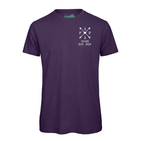 Bedrucktes T-Shirt für Herren - PAPA EST. Kreuzpfeile