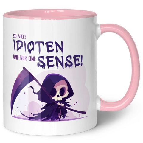 Bedruckte Tasse mit Spruch in lila - So viele Idioten und nur eine Sense