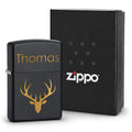 GRAVURZEILE x ZIPPO Personalisiertes Sturmfeuerzeug - Wunschtext & Icon - Windfest und Langlebig - Nachfüllbar