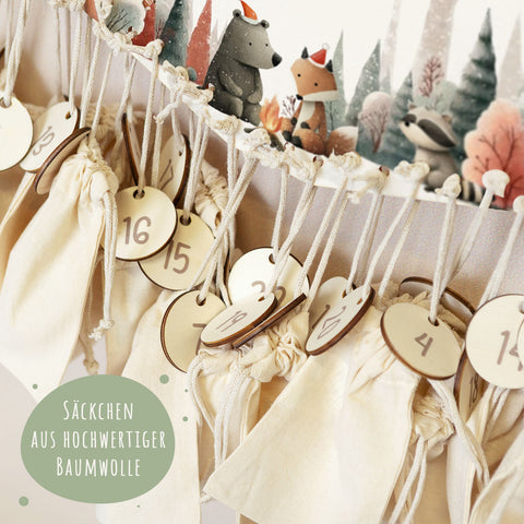 Personalisierter Adventskalender aus Holz mit Druckmotiv & Namen - Winterwald