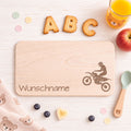 Frühstücksbrettchen für Kinder im " Motorrad" Design mit Wunschname