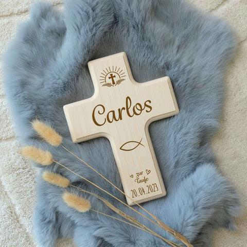 Holzkreuz mit Gravur - Für Kinder zu versch. Anlässen - Personalisierbar mit Namen & Datum
