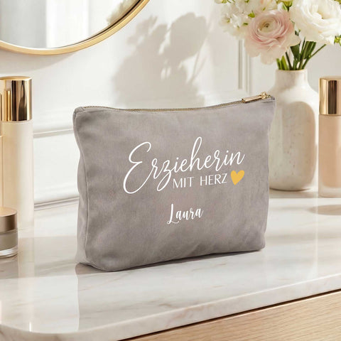 Personalisierte Samt Kosmetiktasche - Erzieherin mit Herz