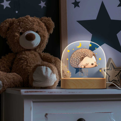 Kinder LED Nachtlicht mit Sockel aus Holz im Igel Design