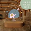 Kinder LED Nachtlicht mit Sockel aus Holz im Elefant Design GRAVURZEILE – Bild 9