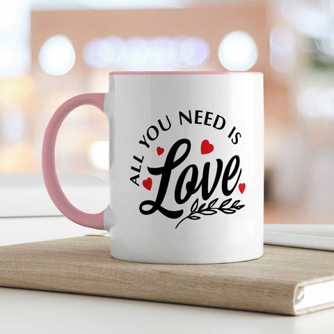Bedruckte Tasse mit Spruch - All you need is love