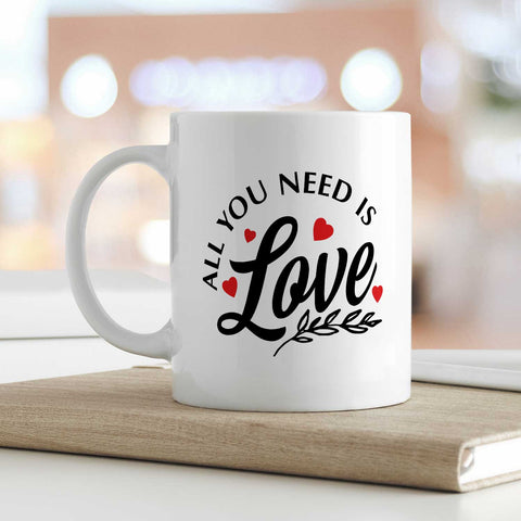 Bedruckte Tasse mit Spruch - All you need is love