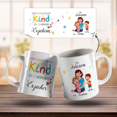 Bedruckte Tasse mit Spruch Hinter jedem glücklichen Kind