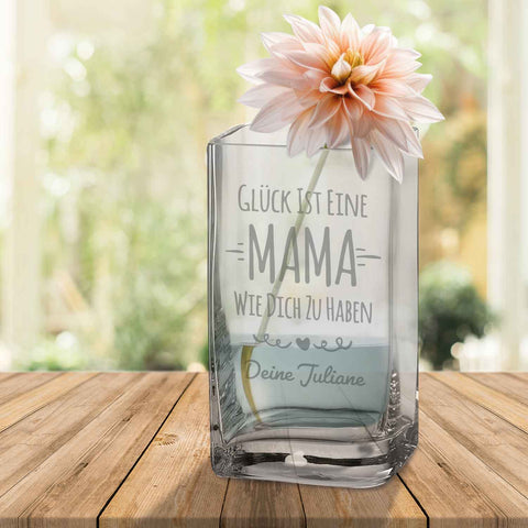 Blumenvase mit Gravur - Glück ist eine Mama