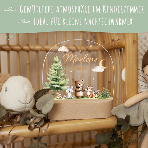Kinder LED Nachtlicht mit Sockel aus Holz - "Waldfreunde" GRAVURZEILE – Bild 3