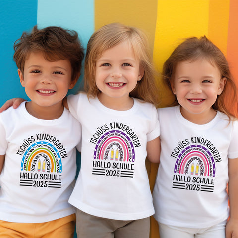 Bedrucktes T-Shirt für Kinder - Tschüss Kindergarten 2025 Regenbogen Lila