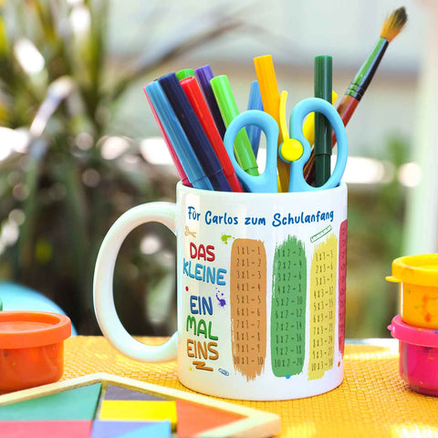 Bedruckte Tasse mit dem 1x1 - personalisiert mit Name
