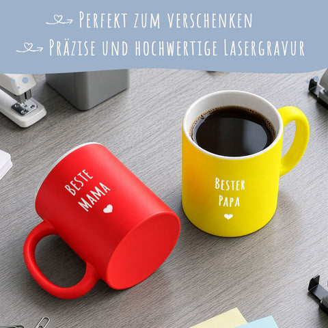 Farbige Tassen mit Lasergravur als persönliches Geschenk