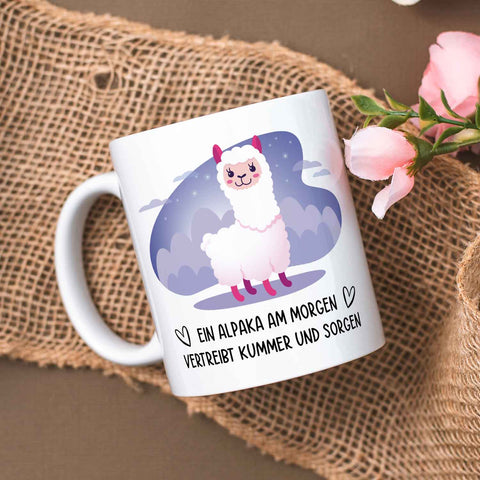 Bedruckte Tasse mit Spruch Alpaka am Morgen