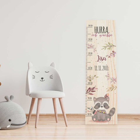Messlatte mit Namen für Kinder im Waschbär Design