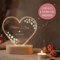 GRAVURZEILE Beleuchtetes Acrylglas - Eukalyptuskreis & Herzmotiv - Personalisiert mit Namen & Datum - Geschenk zur Hochzeit, Jahrestag & Valentinstag - 17 cm, 14,5 cm