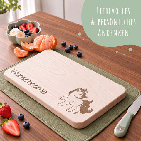 Frühstücksbrettchen für Kinder im " Einhorn" Design mit Wunschname