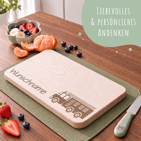 Frühstücksbrettchen für Kinder im " Feuerwehr" Design mit Wunschname