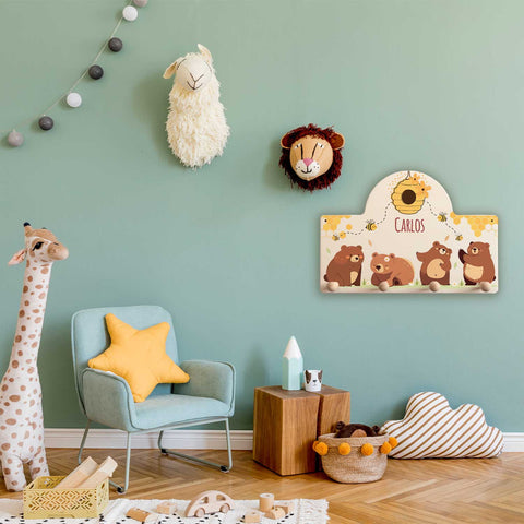 Personalisierte Garderobe fürs Kinderzimmer - Bär Biene