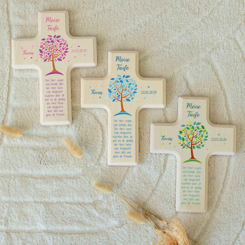 Personalisierbares Holzkreuz zur Taufe Konfirmation und Kommunion - Lebensbaum Design