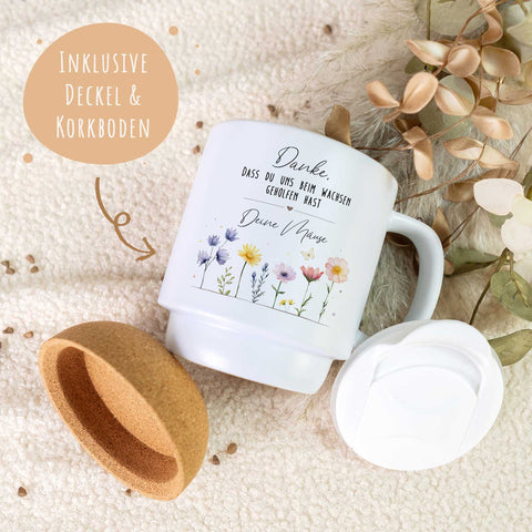 Bedruckte Tasse mit Korksockel & Deckel - Beim Wachsen geholfen