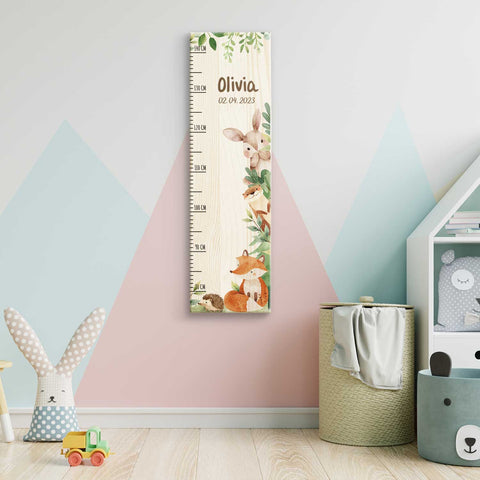 Messlatte mit Namen für Kinder im Waldtiere Design