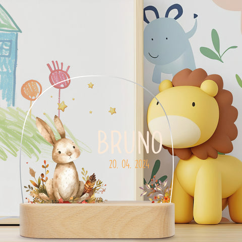 Kinder LED Nachtlicht mit Sockel aus Holz - "Waldtiere"