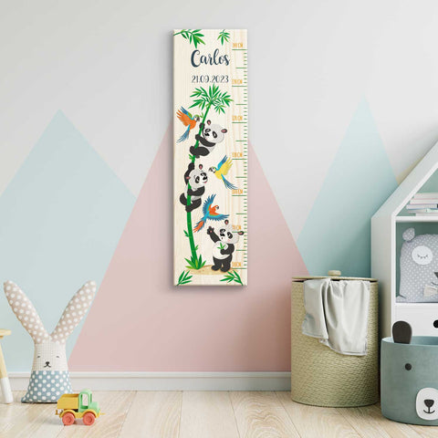 Messlatte mit Namen für Kinder im Panda Design